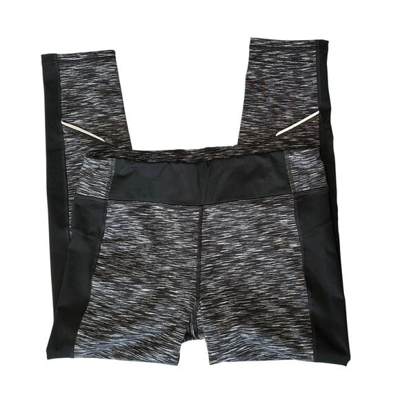 2/$15 Calvin Klein Performance Quick Dry Leggings Gray Heather Cropped Size XL - Picture 9 of 13